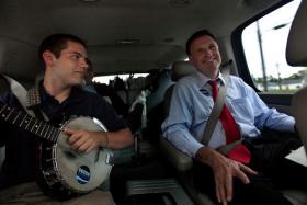 dt.common.streams.StreamServer