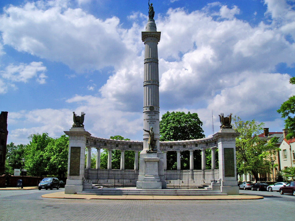 Monument_avenue_richmond_virginia